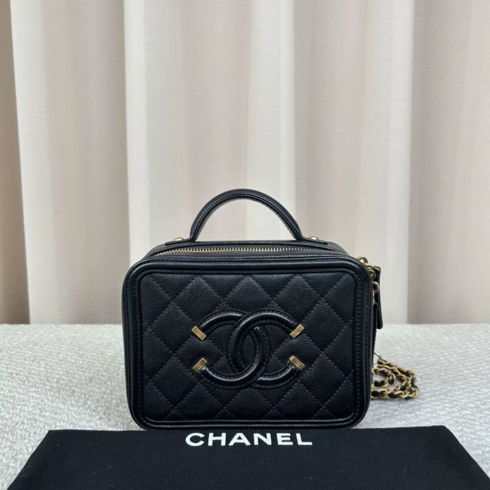 Chanel Women Pre-Loved Bag Very Good Condition